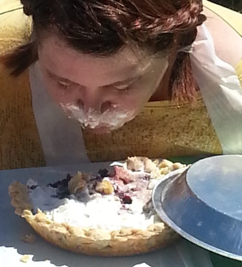 Pie Town - Pie Eating Contest Trickster in Action